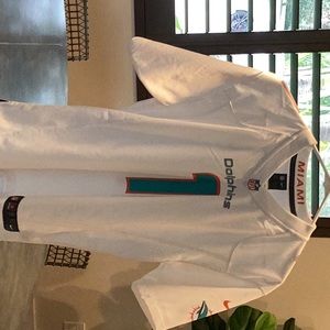 Nike dri-fit football Jersey big kids large 14-16